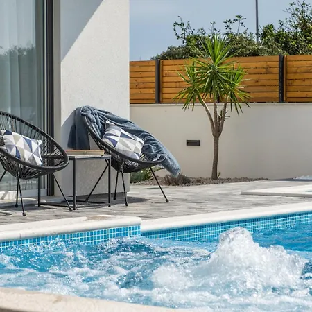 別荘 In With Sea View, Balcony, Air Conditioning, Wifi 5201-1
