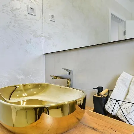 In With Sea View, Balcony, Air Conditioning, Wifi 5201-1 * ビビニェ