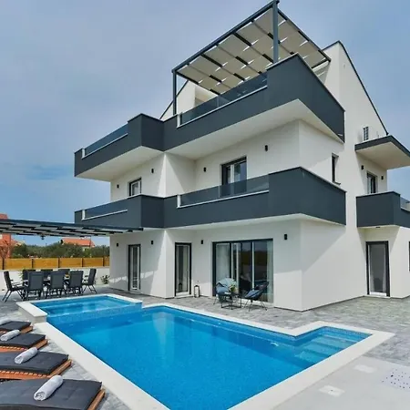 In With Sea View, Balcony, Air Conditioning, Wifi 5201-1 ビビニェ