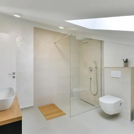 In With Sea View, Balcony, Air Conditioning, Wifi 5201-1 * ビビニェ