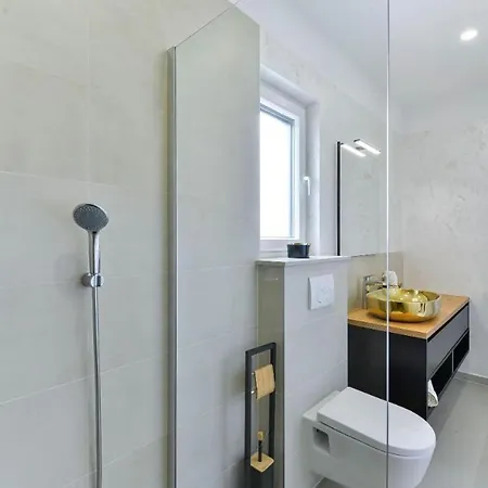 別荘 In With Sea View, Balcony, Air Conditioning, Wifi 5201-1