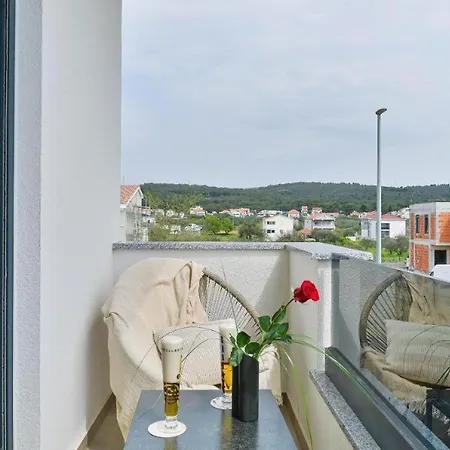 別荘 In With Sea View, Balcony, Air Conditioning, Wifi 5201-1 *