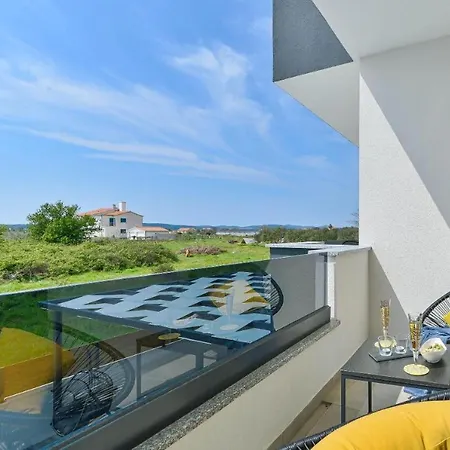 別荘 In With Sea View, Balcony, Air Conditioning, Wifi 5201-1 *